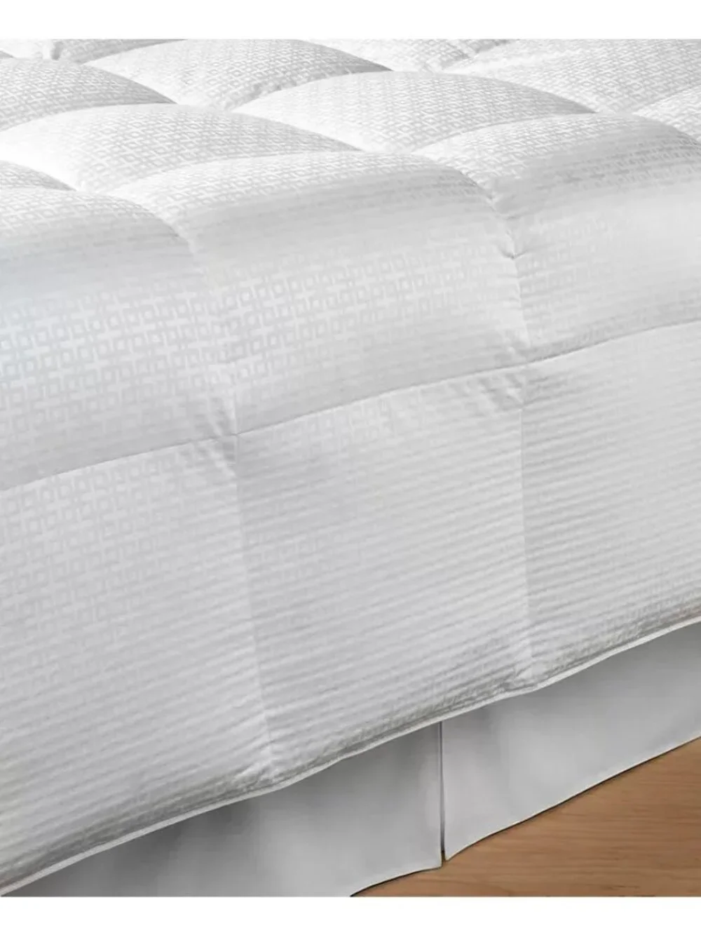 Hotel Collection European White Goose Down Lightweight King Comforter MSRP $820